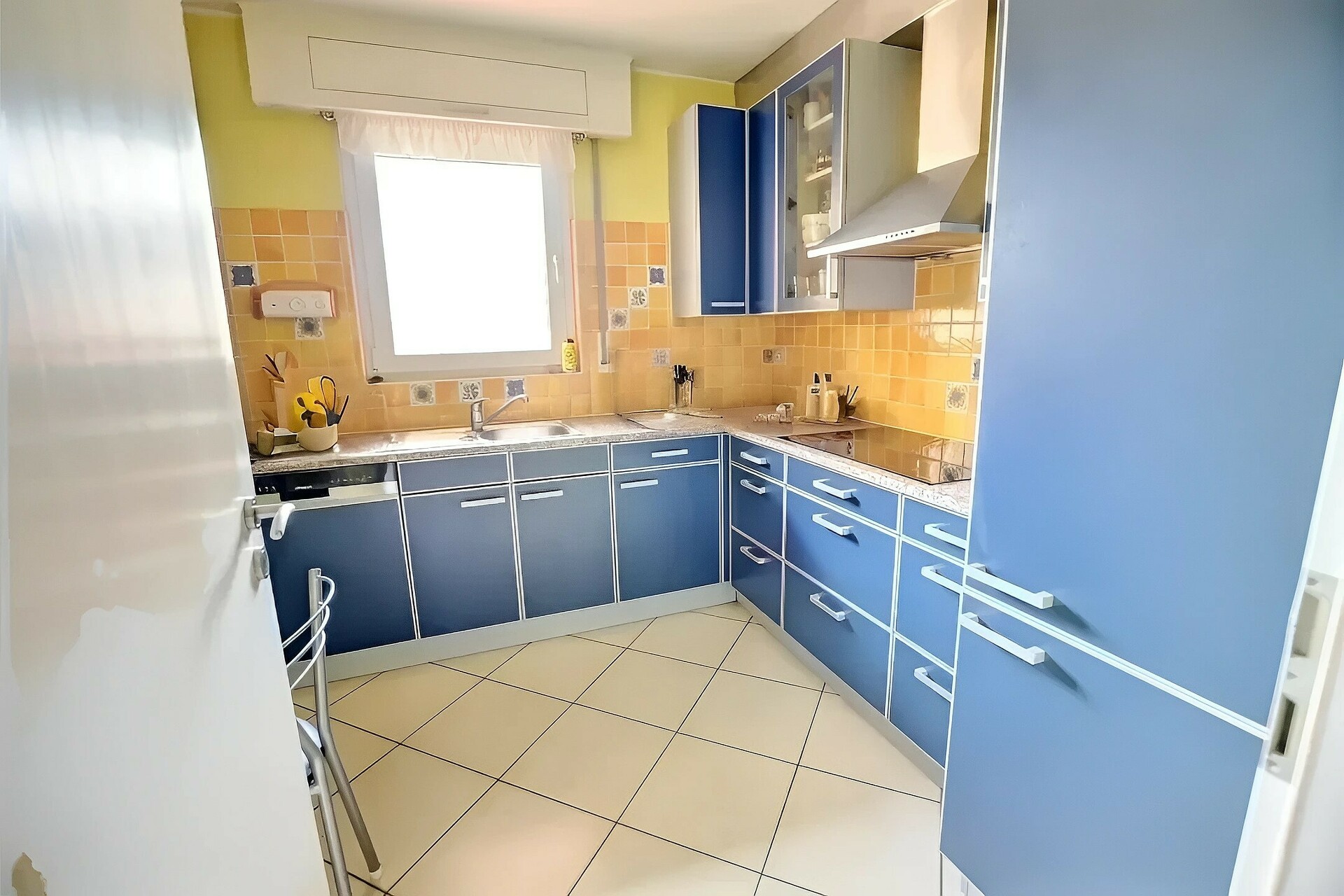 Image 1